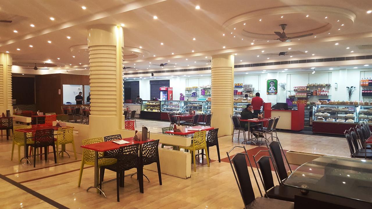 Отель Chopra Residency Hamirpur Экстерьер фото